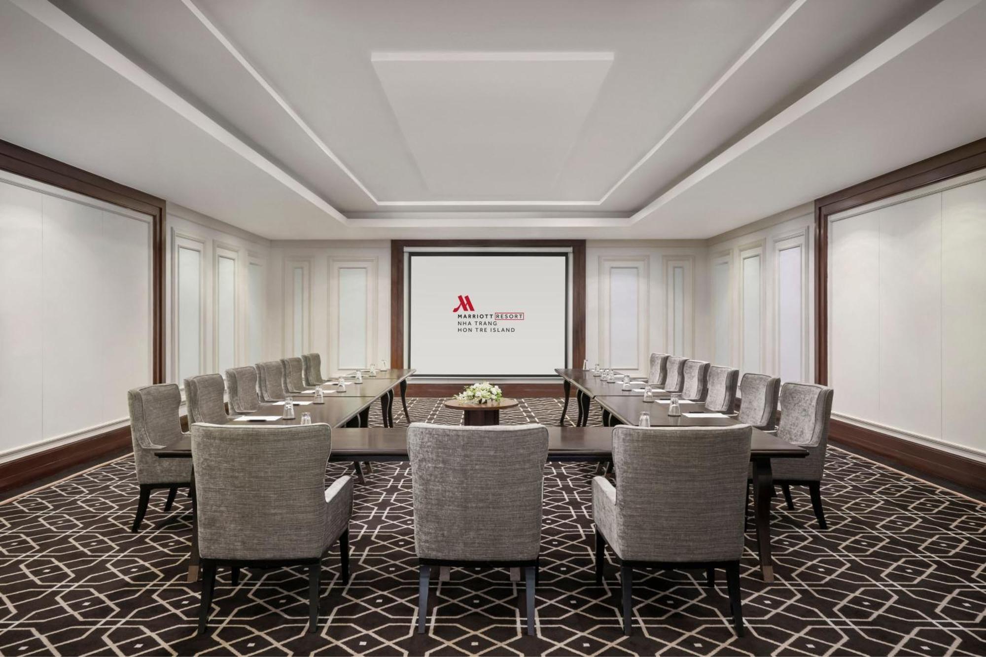 Marriott & Spa, Hon Tre Island Resort 5*