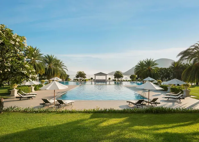 Nha Trang Marriott Resort & Spa, Hon Tre Island